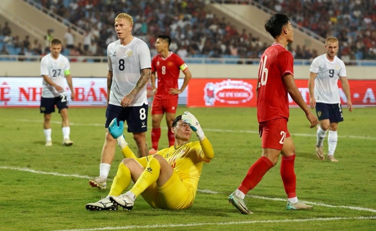 Vietnam dibantai Rusia dengan skor 3-0 di laga uji coba/foto: Bongda24h