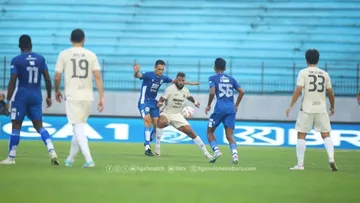 Link Live Streaming Liga 1, Persib vs PSIS Pukul 19.00 WIB