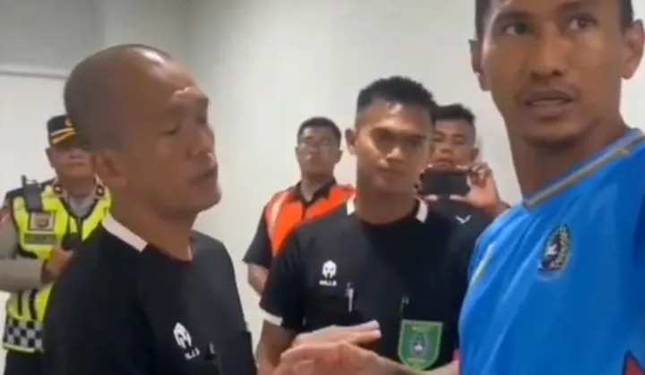 Momen Adu Mulut Pelatih Sulteng dan Wasit PON usai Laga Melawan Aceh