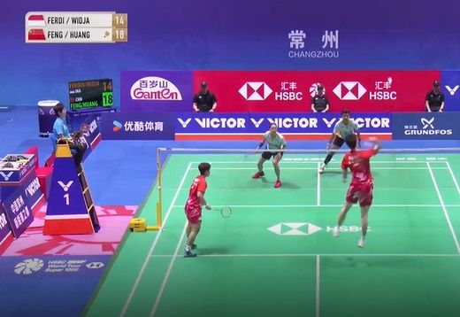 Semifinal China Open 2024 yang mempertemukan Dejan Ferdinansyah-Glora Emmanuelle Widjaja melawan pasangan tuan rumah, Feng Yan Zhe dan Huang Dong Ping, Sabtu, 21 September (tangkapan layar SpoTV)