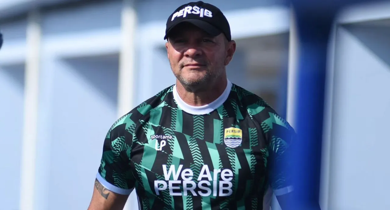 Pelatih Kiper Persib / Instagram Luizinho Passos