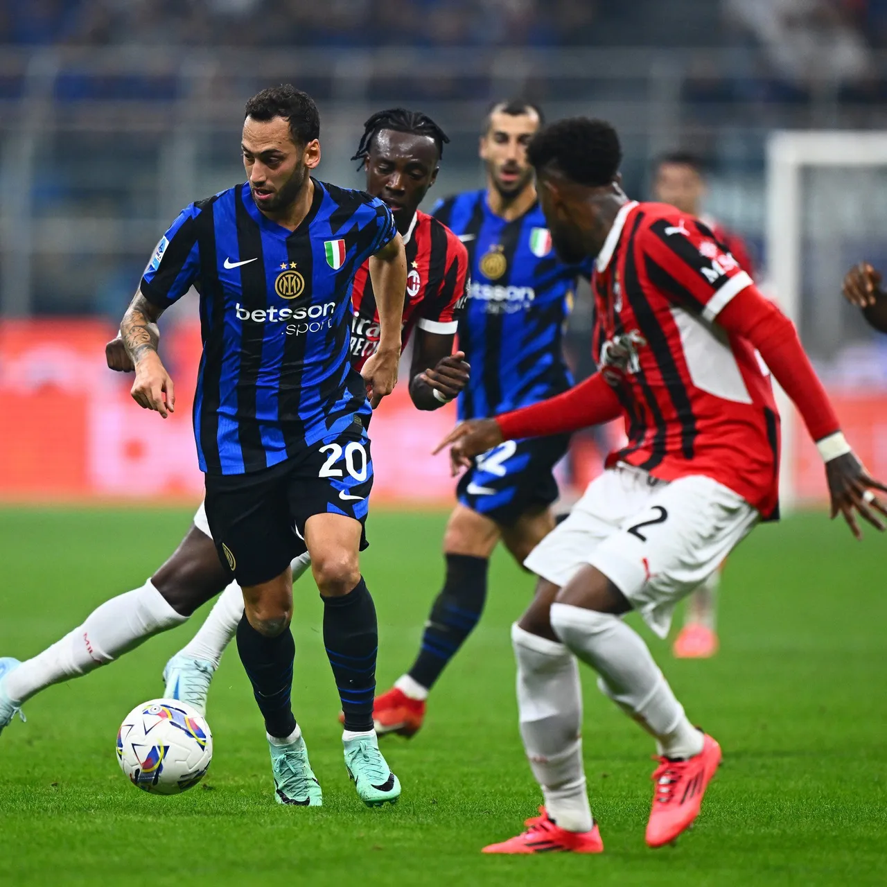 Hasil Inter vs AC Milan: Assist Reijnders Bawa Rossoneri Menang Derby