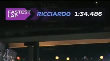 Fastest lap Daniel Ricciardo saat F1 GP Singapura (tangkapan layar Beinsports) - Fastest lap Daniel Ricciardo saat F1 GP Singapura (tangkapan layar Beinsports)