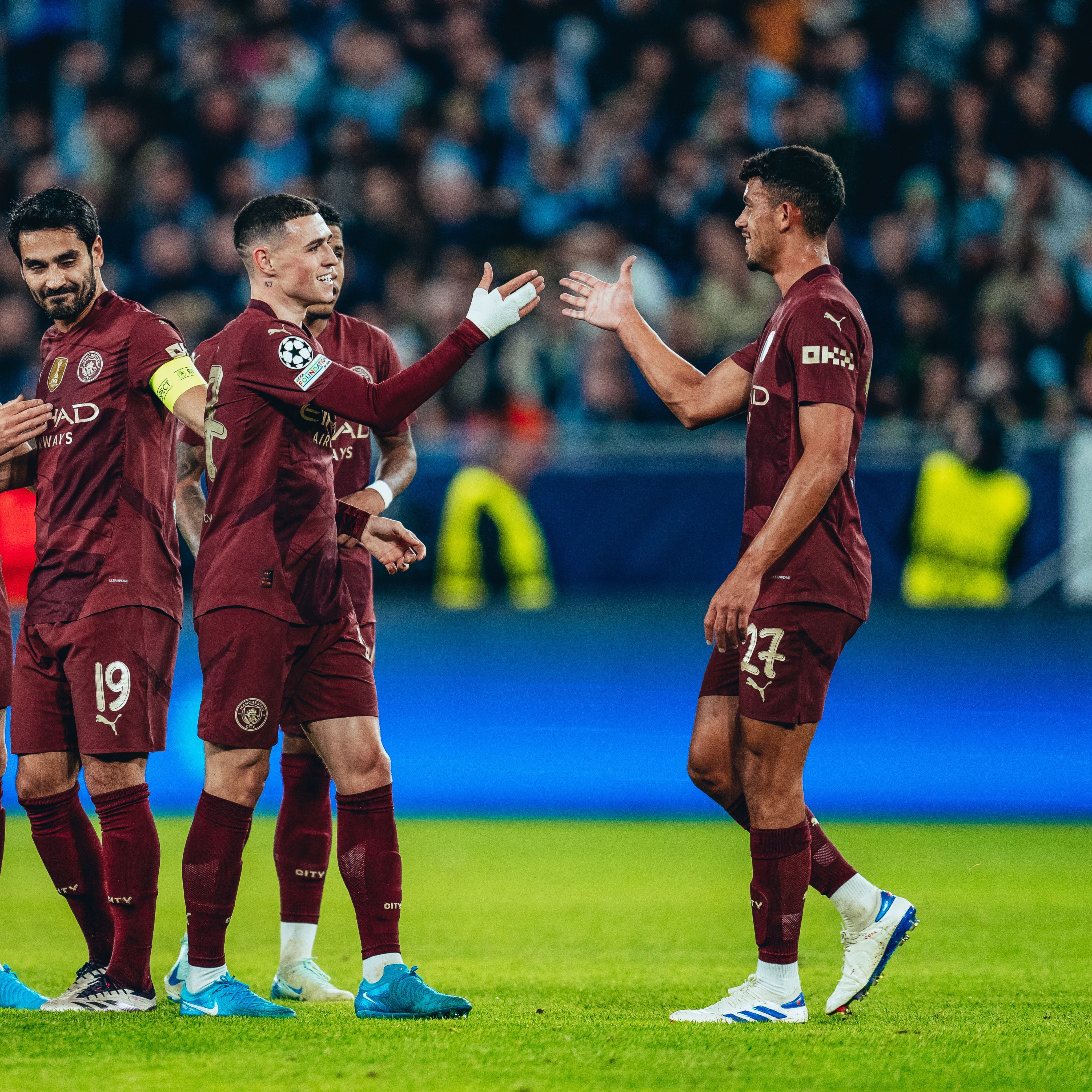 Phil Foden dan Matheus Nunes di laga Bratislava vs Man City (x.com/ManCity)