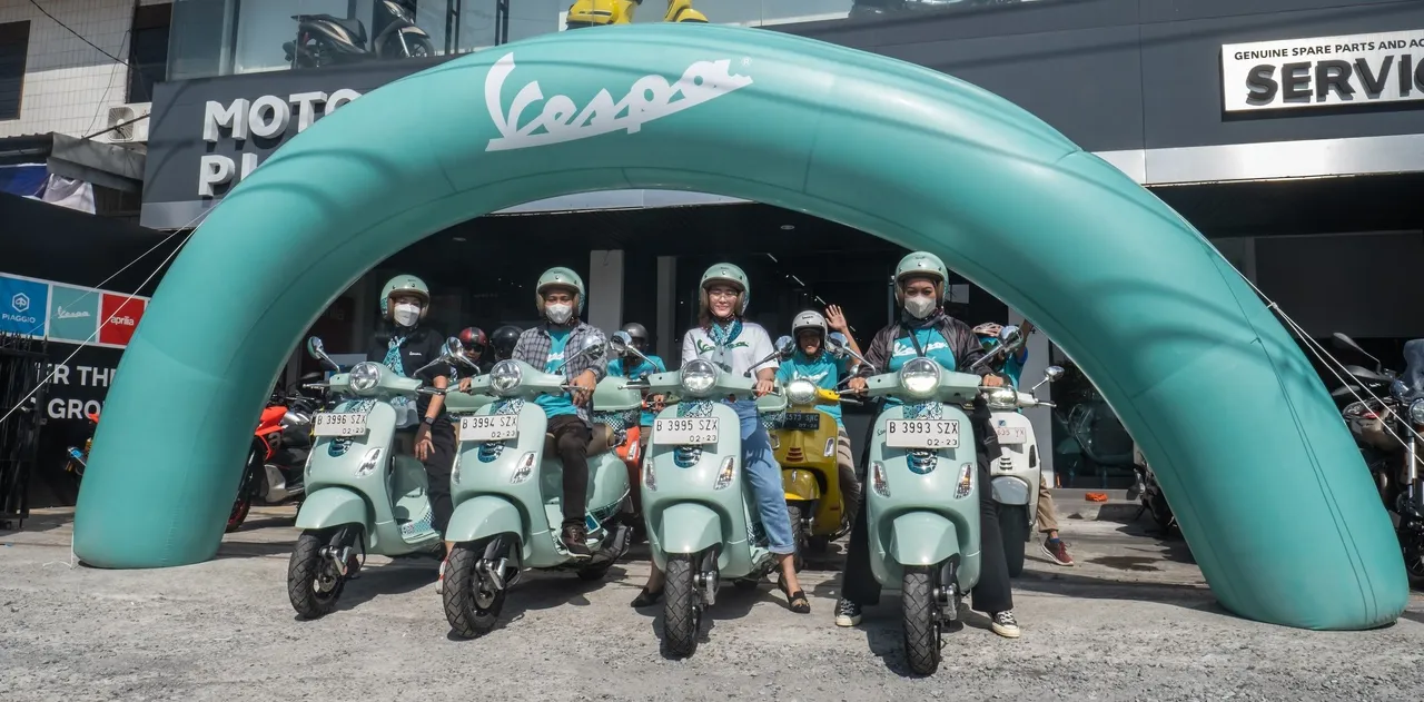 Rayakan Hari Batik Nasional Vespa Ajak Lestarikan Budaya Batik