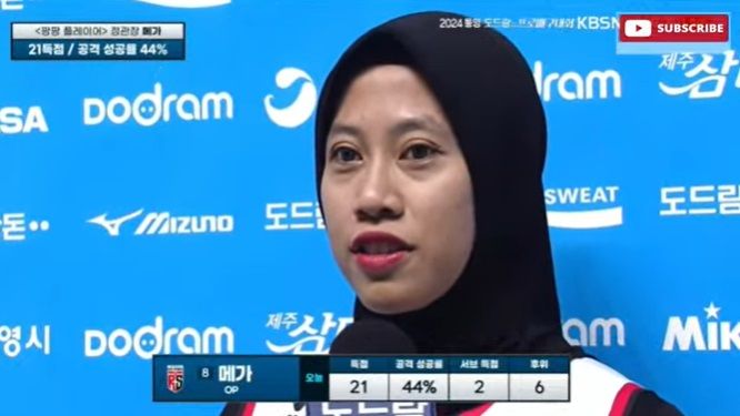 Megawati Hangestri diwawancara sebagai MVP laga semifinal KOVO CUP 2024 yang mempertemukan Red Sparks vs GS Caltex, 5 Oktober