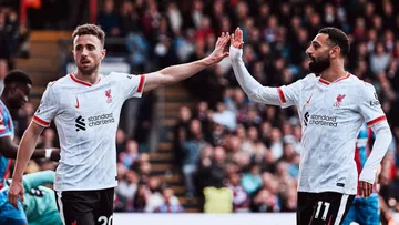 Pemain Liverpool, Diogo Jota dan Mohamed Salah/ X Liverpool