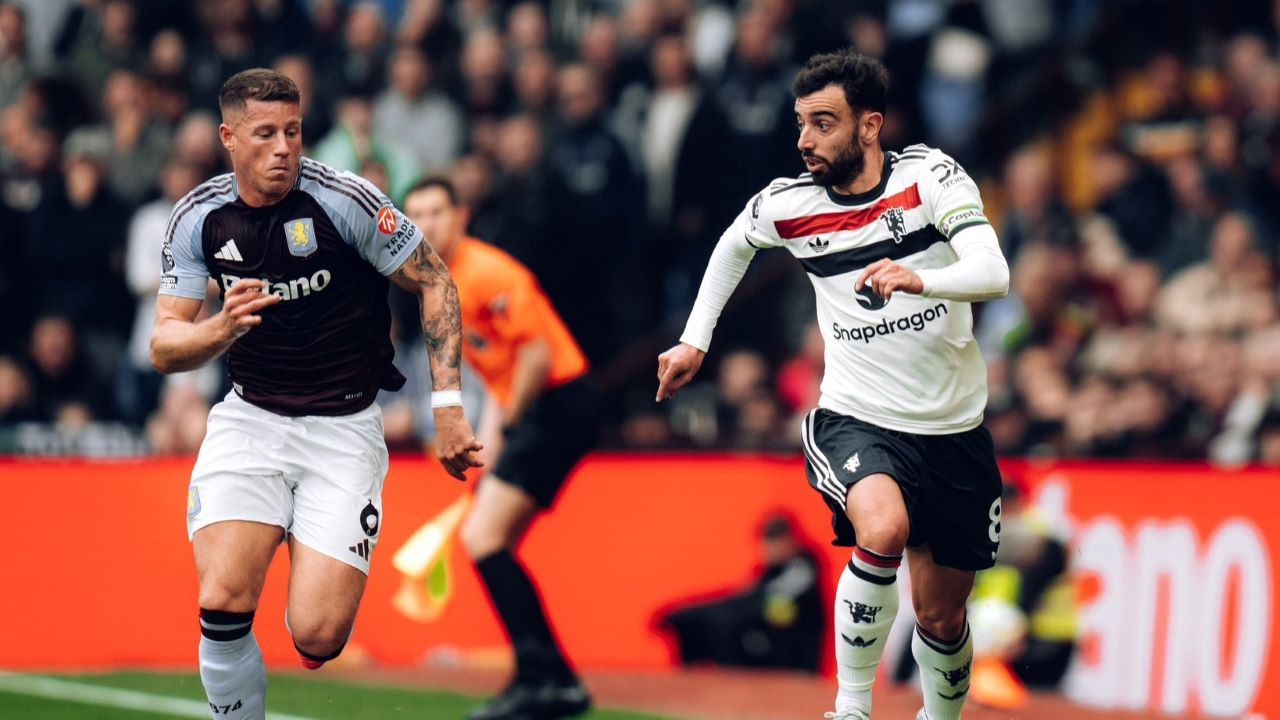 Pemain Manchester United, Bruno Fernandes saat lawan Aston Villa/ X Manchester United