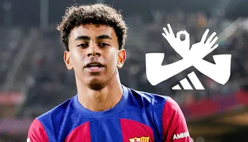 Lamine Yamal Signature Logo Adidas / Instagram Live Kick Off
