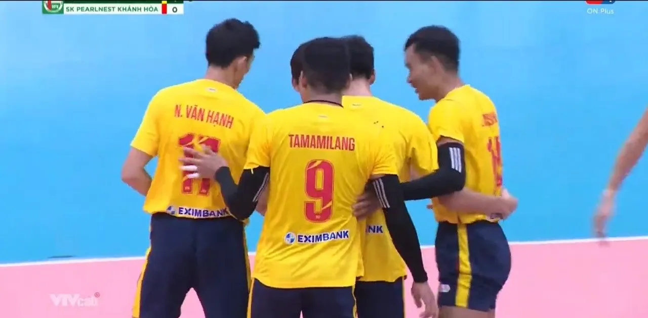 Rendy Tamamilang & Ho Chi Minh City Police ke Final Liga Voli Vietnam