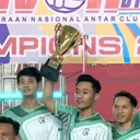 Berlian Bank Jateng.jpg - Berlian Bank Jateng mengangkat trofi juara Livoli Divisi 1 2024 usai sesi seremonial penyerahan hadiah uang, di GOR Grobogan, Purwodadi, Jawa Tengah, 20 Oktober 2024 (tangkapan layar Vidio)