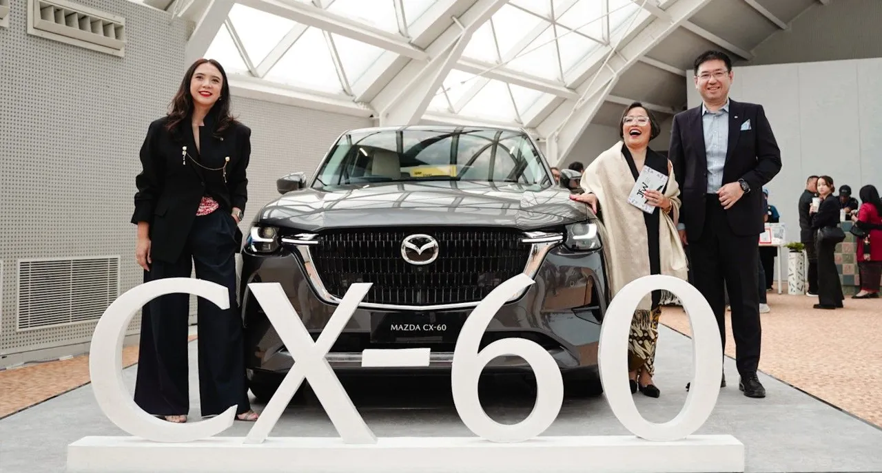 Mazda Indonesia Dukung Kegiatan Jakarta Fashion Week 2025