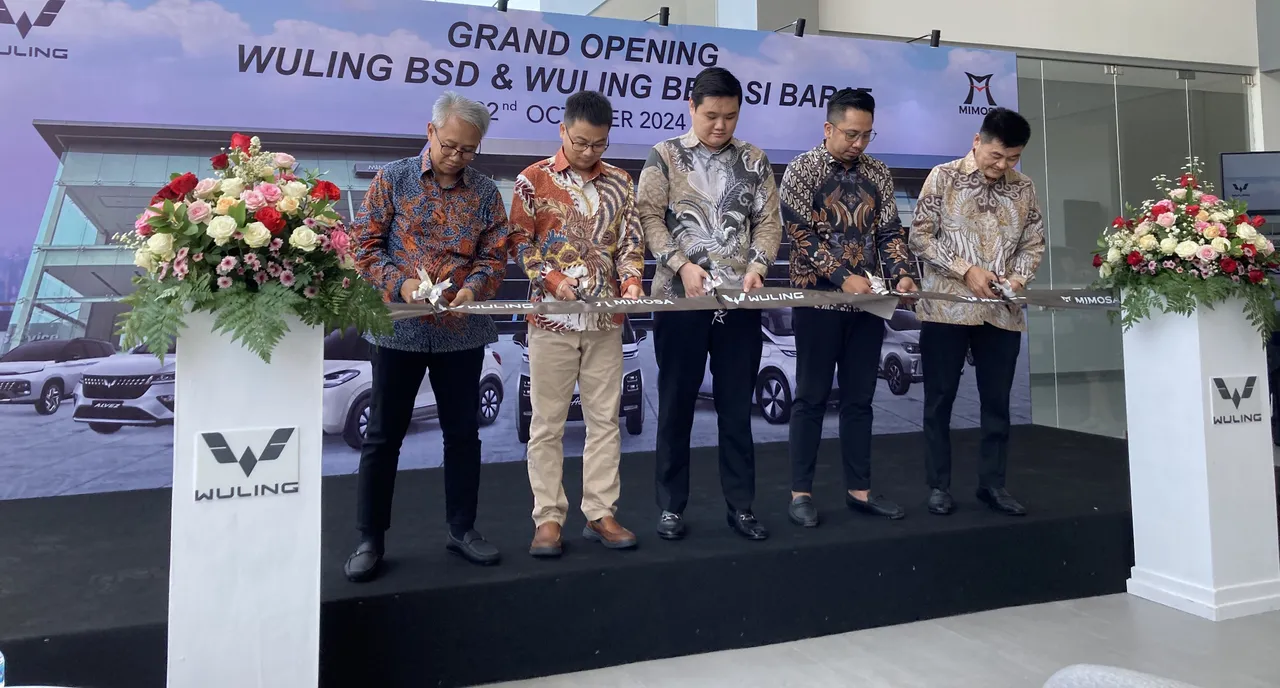 Wuling dan PT Mimosa Abadi Resmikan Diler di BSD dan Bekasi Barat