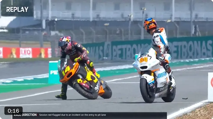 Momen Zonta Tabrak Tony Arbolino di Sesi Free Practice Moto2 Thailand