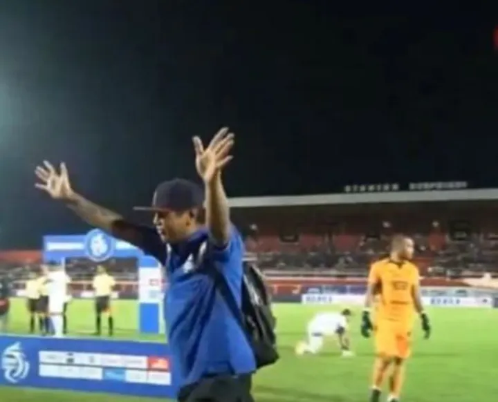 Nama Pria yang Ganggu Hanif Sjahbandi Jelang Laga Arema vs Persija 