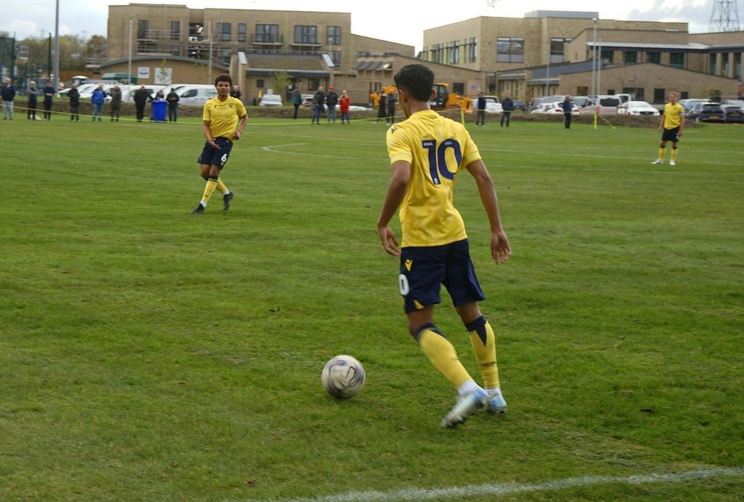 Marselino Ferdinan Main di Tim U-21 Oxford United