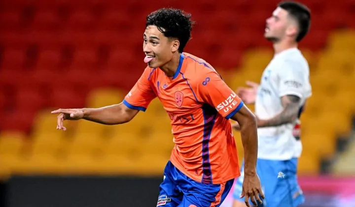 Rafael Struick Cetak Gol Pertama di Liga Australia saat Brisbane Roar vs Sydney