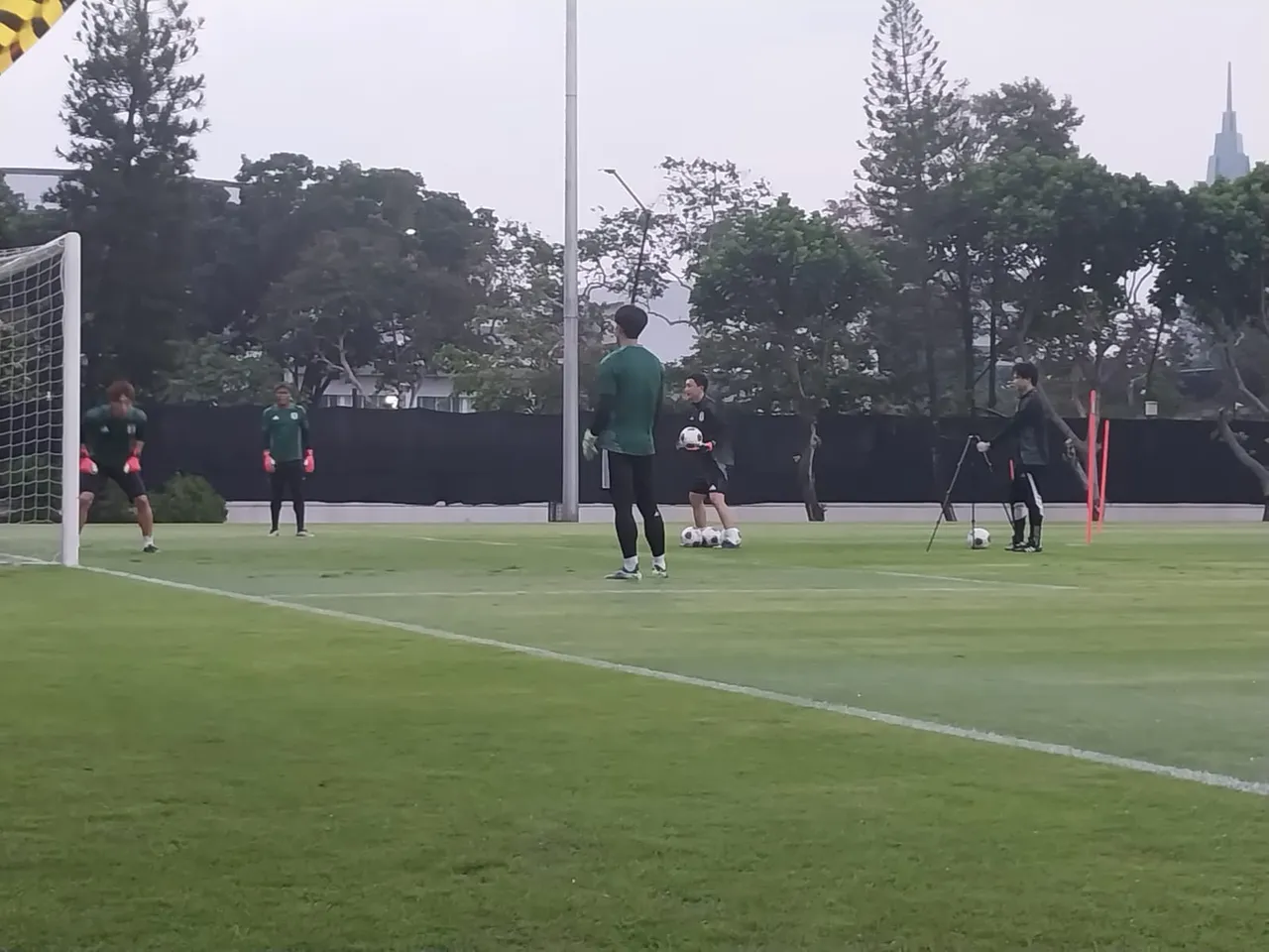 Timnas Jepang Latihan Jelang Lawan Indonesia (Foto: SportCorner/M. Nurhendra)
