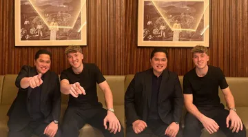 Erick Thohir Unggah Foto dengan Ole Romeny, Tanpa Pose 'Keramat'