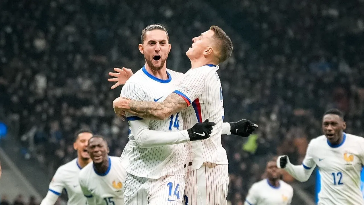 Pemain Timnas Prancis rayakan gol/ X Equipe de France.