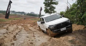 All New Triton di medan off road Balikpapan - MMKSI