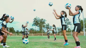 Latihan Timnas Putri Indonesia di Piala AFF Putri 2024/X Timnas Indonesia
