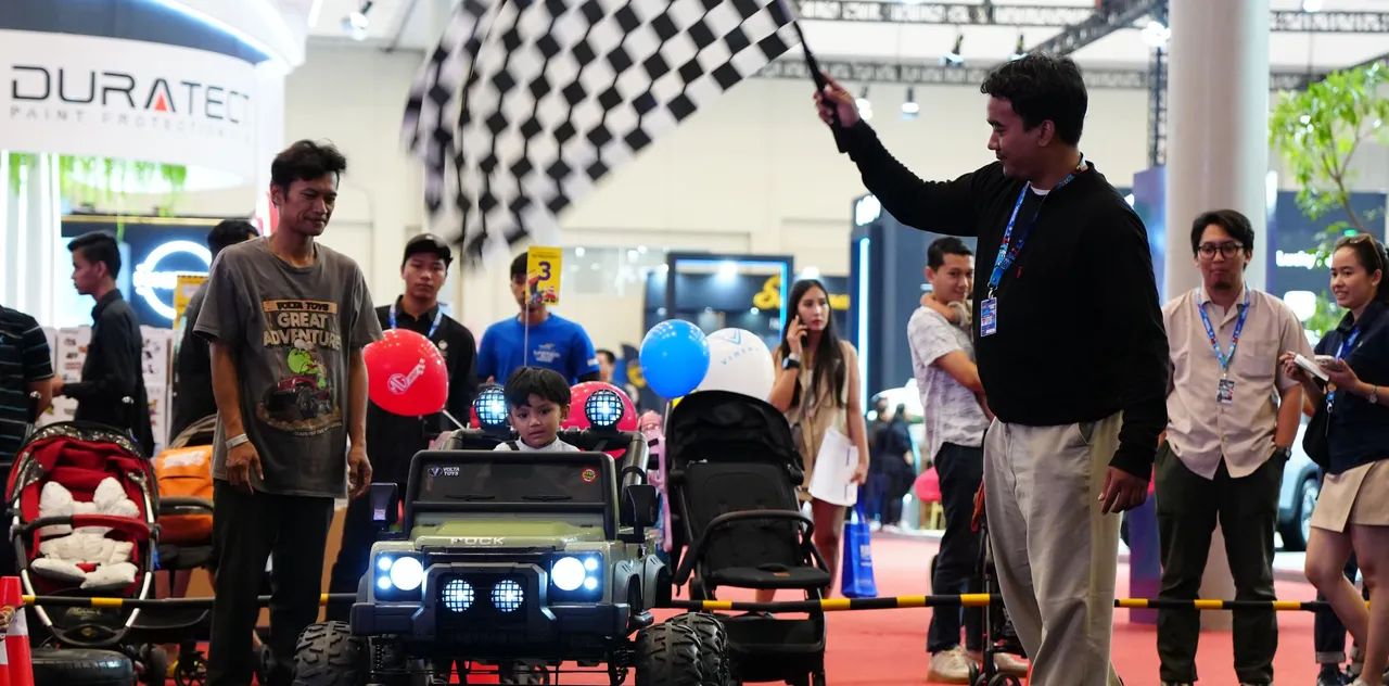 Kompetisi balap anak-anak di GJAW 2024 - SEVEN EVENT