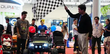 Kompetisi balap anak-anak di GJAW 2024 - SEVEN EVENT