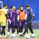 timnas vietnam sedang berlatih.jpg - Timnas Vietnam melakoni tiga laga uji coba jelang Piala AFF 2024/foto: VFF Official.