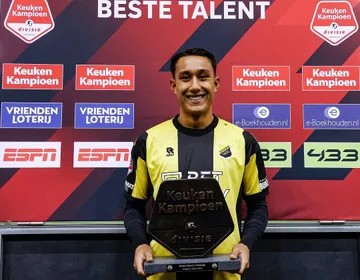 Milliano Jonathans Pilih Cabut dari Vitesse, Gabung Utrecht atau FC Twente?