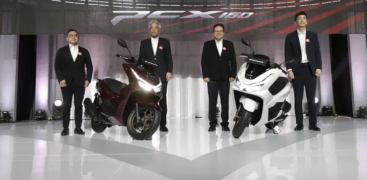 Honda New PCX 160 - AHM