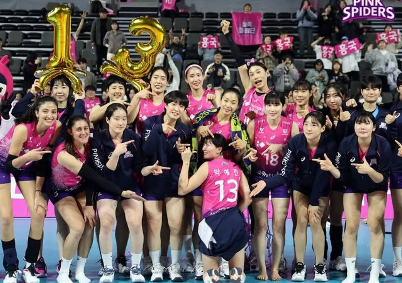 Heungkuk Pink Spiders ukir rekor 13 kemenangan beruntun di V-League 2024/2025/foto: IG Pink Spiders.