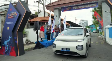 Wuling Cloud EV di PLN UP3 Surabaya Selatan - WULING.