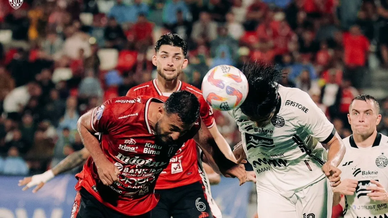 Bali United vs Persija Jakarta Liga 1 2024/2025/ X Bali United.