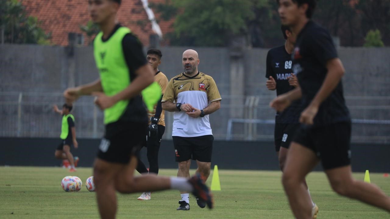 Paulo Menesez, Ex Pelatih Madura United/ Media Madura United.