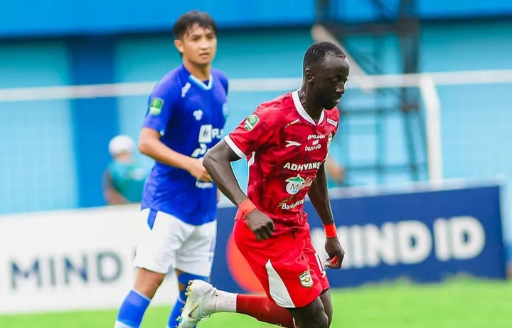 Lanjutan pertandingan pekan ke-14 Liga 2 Grup 2 antara Persiku Kudus vs Adhyaksa Farmel FC di Stadion Wergu Wetan, Kamis (19/12/2024). Foto: Dokumentasi Adhyaksa