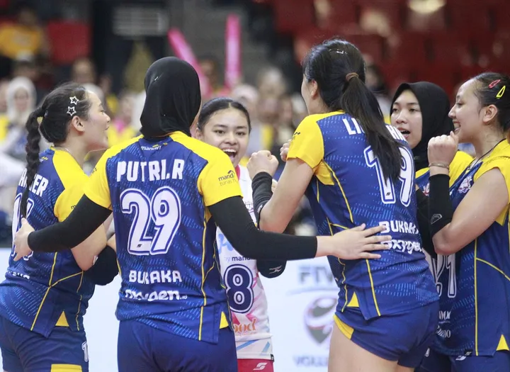 Pertandingan lanjutan Proliga 2025 yang mempertemukan Jakarta Livin Mandiri vs Jakarta Pertamina Enduro berlangsung di GOR Jati Diri, Semarang, Sabtu (3/1/2024). Foto: PBVSI