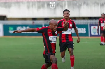 Persewar vs Persipura (Foto: IG Persipura)