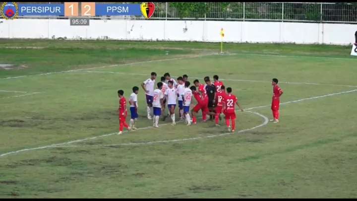 Persipur vs PPSM di Liga 4 (Foto: Tangkapan Layar x.com/pangeransiahaan)