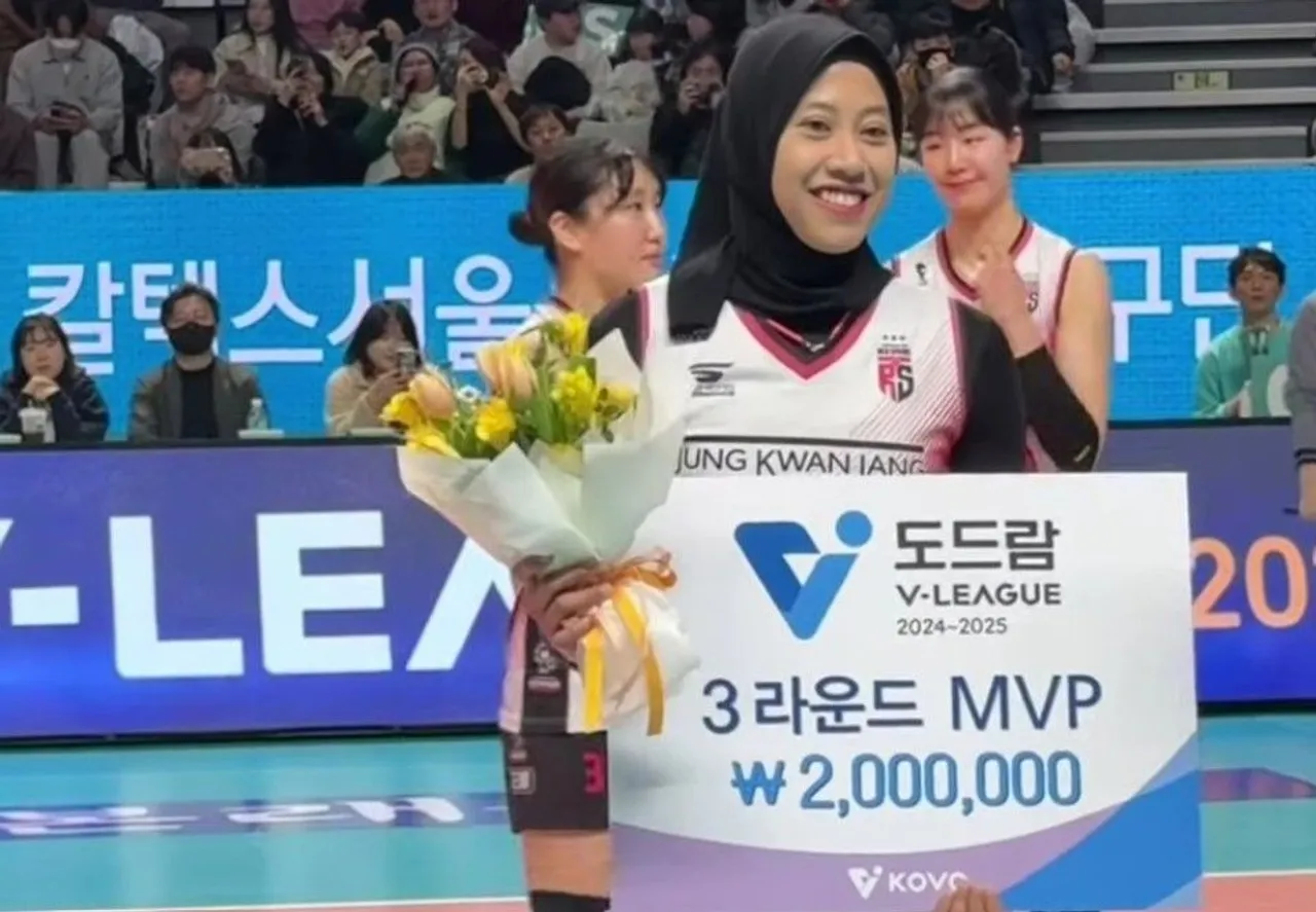 Hadiah yang diterima Megawati Hangestri usai raih MVP V-League putaran ketiga/foto: IG Red Sparks.