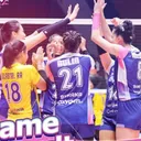 livin mandiri vs bjb tandamata.jpg - Jakarta Livin Mandiri menang 3-0 atas Bandung BJB Tandamata/foto: IG Jakarta Livin Mandiri.