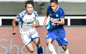 Persita vs PSIS (Foto: IG Persita)