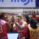 Pertandingan lanjutan Proliga 2025 seri kedua yang mempertemukan Jakarta Popsivo Polwan vs Jakarta Pertamina Enduro dihelat di GOR Tri Dharma, Gresik, Minggu (12/1/2025). Foto: PBVSI