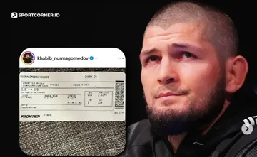 Khabib Nurmagomedov diusir dari pesawat/foto: IG SportCorner