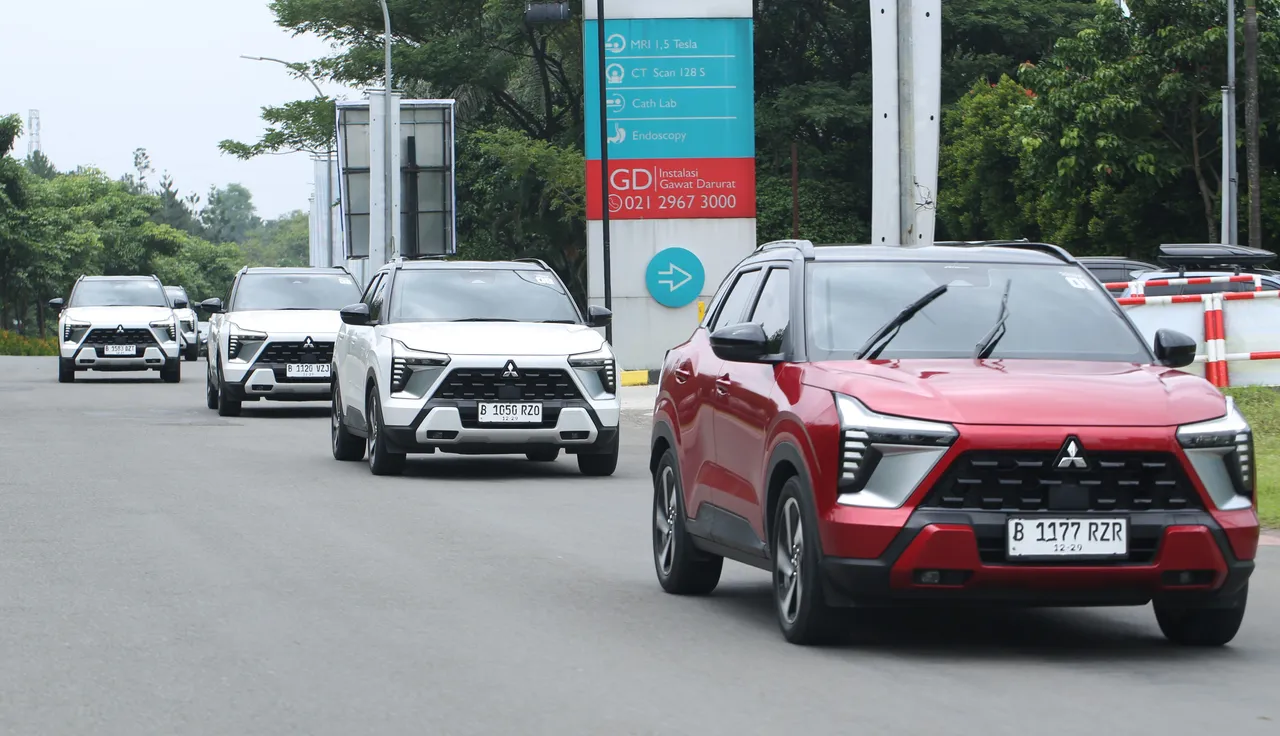 Rombongan Mitsubishi XForce Media City Adventure tiba di Sentul. (Dok. MMKSI)
