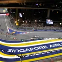 Logo Singapore Airlines di pinggir lintasan F1 GP Singapura (Dokumen Foto Singapore Airlines) - Logo Singapore Airlines di pinggir lintasan F1 GP Singapura (Dokumen Foto Singapore Airlines)