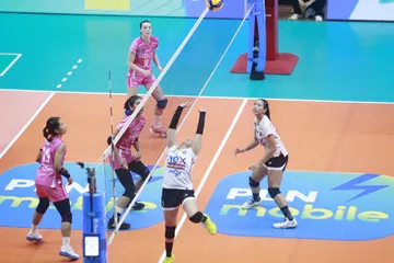 Laga lanjutan Proliga 2025 yang mempertemukan Jakarta Pertamina Enduro vs Yogya Falcons dihelat di GOR Ken Arok, Malang, Minggu (19/1/2025). Foto: PBVSI