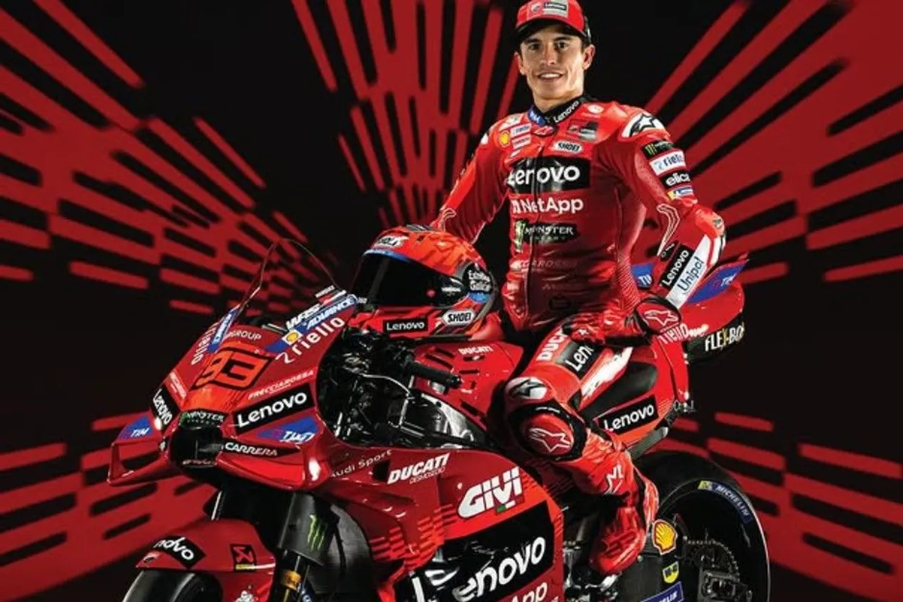 Penampakan pertama Marc Marquez bersama Ducati Lenovo saat launching tim untuk MotoGP 2025/foto: IG Ducati Corse.