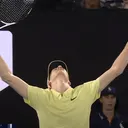 Jannik Sinner memastikan jadi juara Australian Open 2025 usai mengalahkan Alexander Zverev pada final yang berlangsung pada Minggu (26/1/2025). Foto: tangkapan layar Australian Open