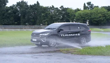 Uji coba ban Bridgestone Turanza 6 di Proving Ground Karawang. (Bridgestone Indonesia)